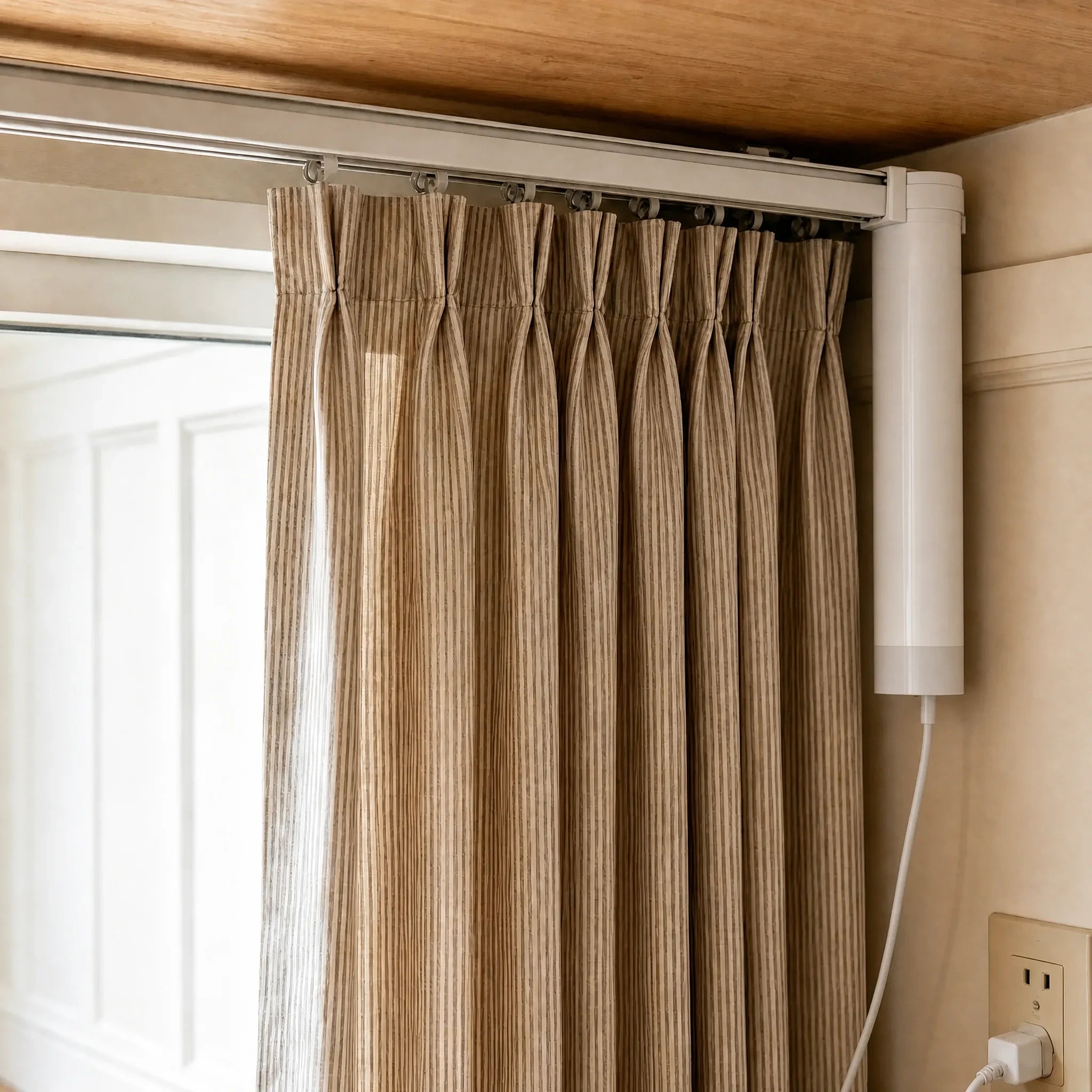 Scott Motorized Curtain Tracks