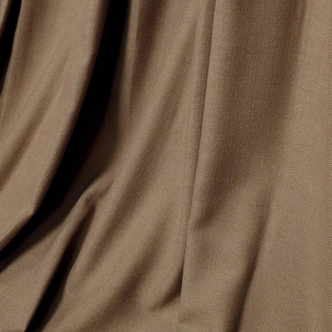 Henry-19 Reddish Brown